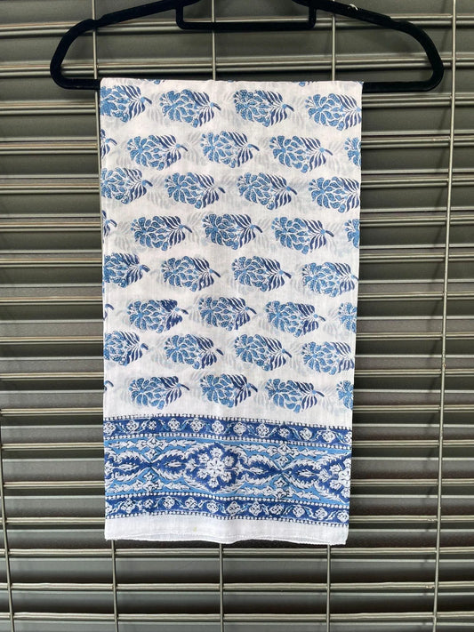 Pareo in mussola di cotone, tessuto stampato a mano. Fantasia floreale .A40