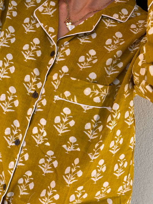 Pigiama lungo 100% puro cotone organico a fiori senape, made in Jaipur