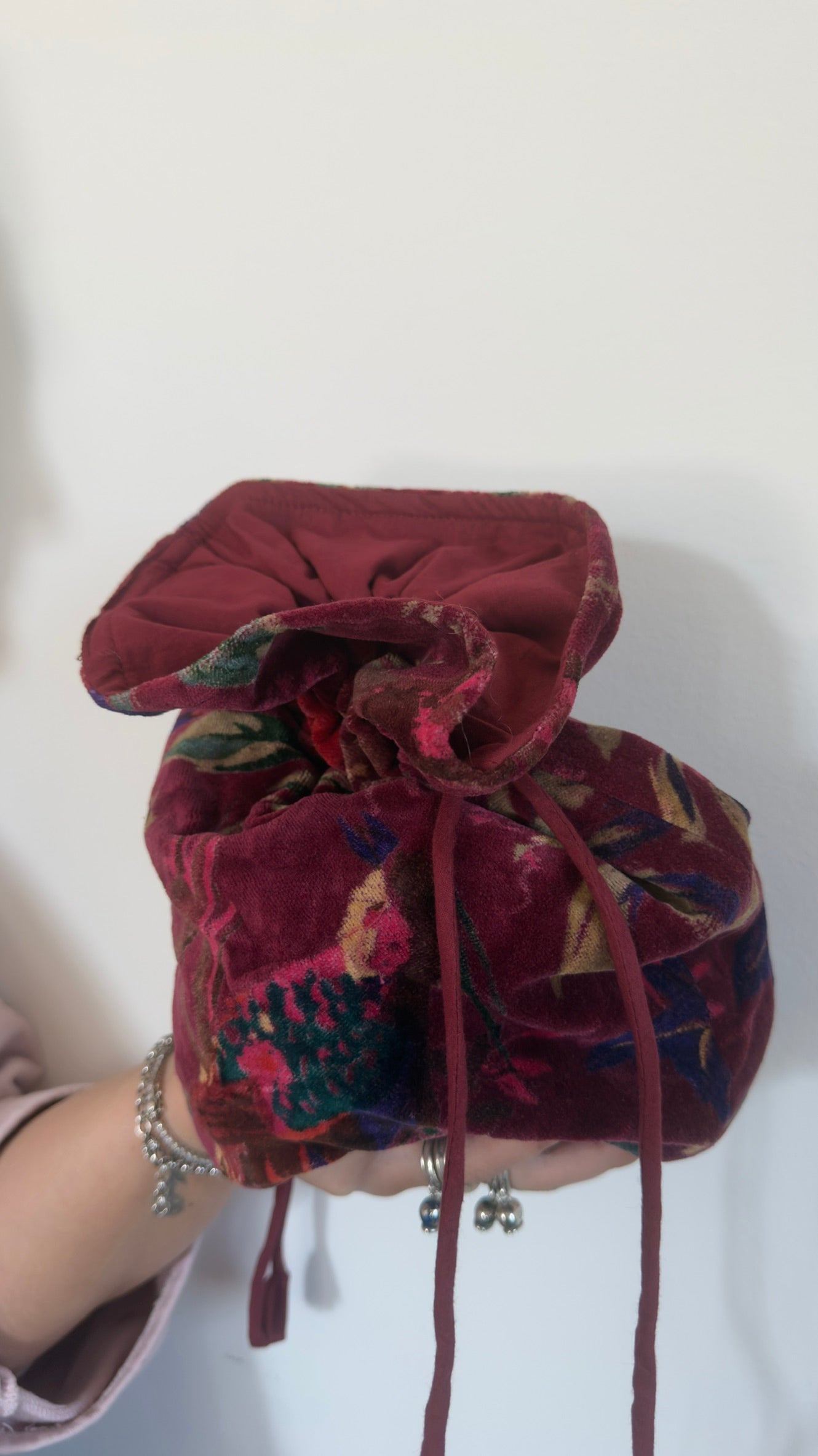 Beauty pochette in velluto fantasia floreale
