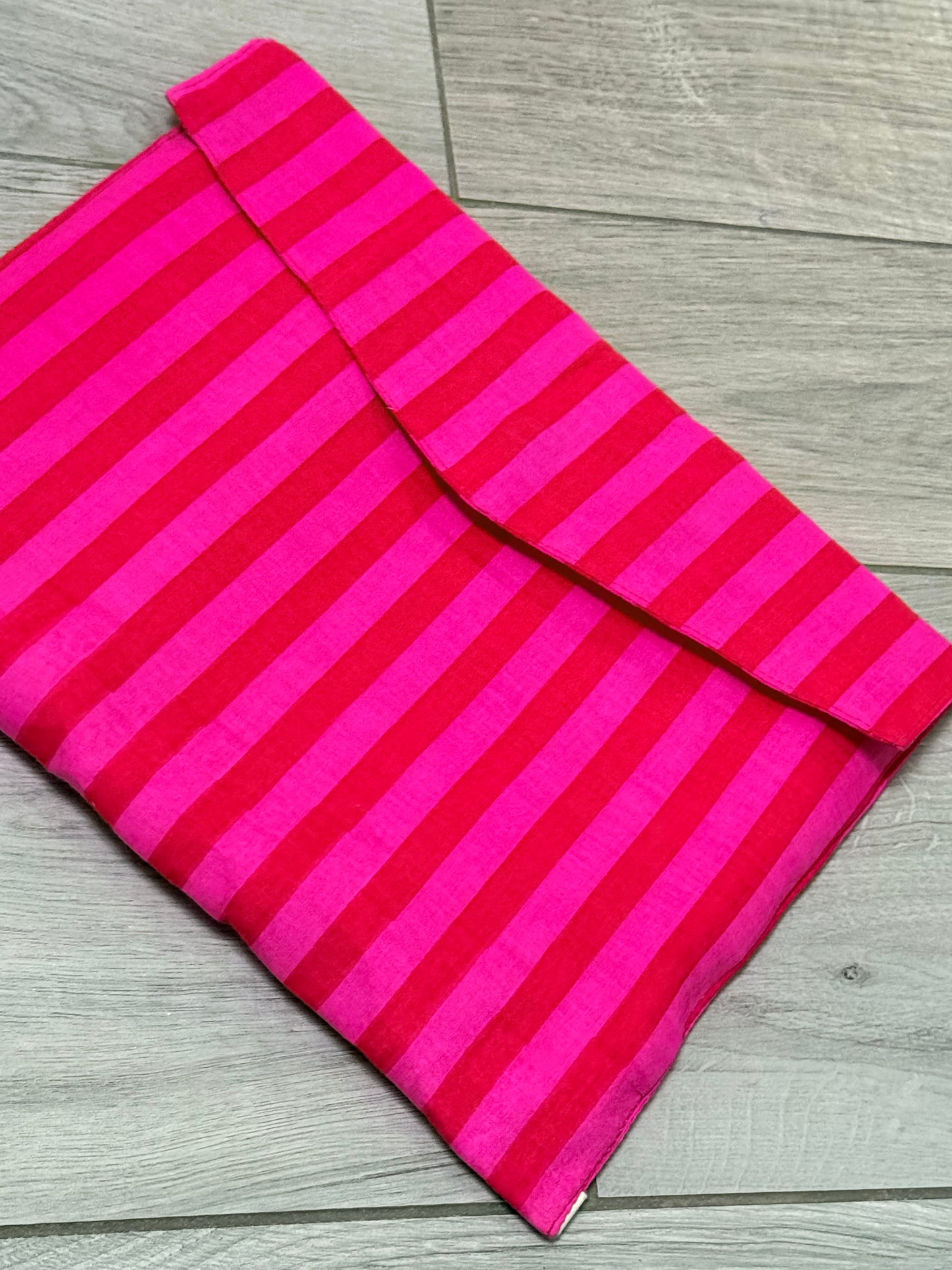 Nuova collezione - Pigiama lungo 100% puro cotone organico a righe rosa