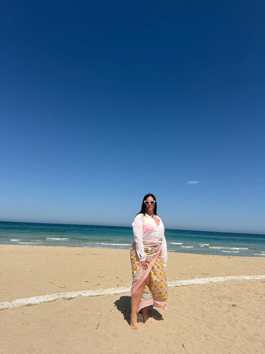 Pareo in mussola di cotone, tessuto stampato a mano. Fantasia floreale.A2