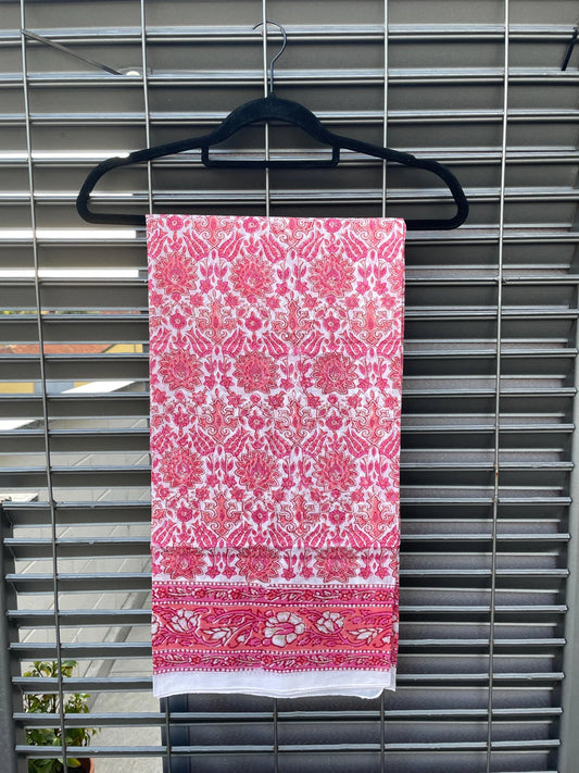 Pareo in mussola di cotone, tessuto stampato a mano. Fantasia floreale.A17