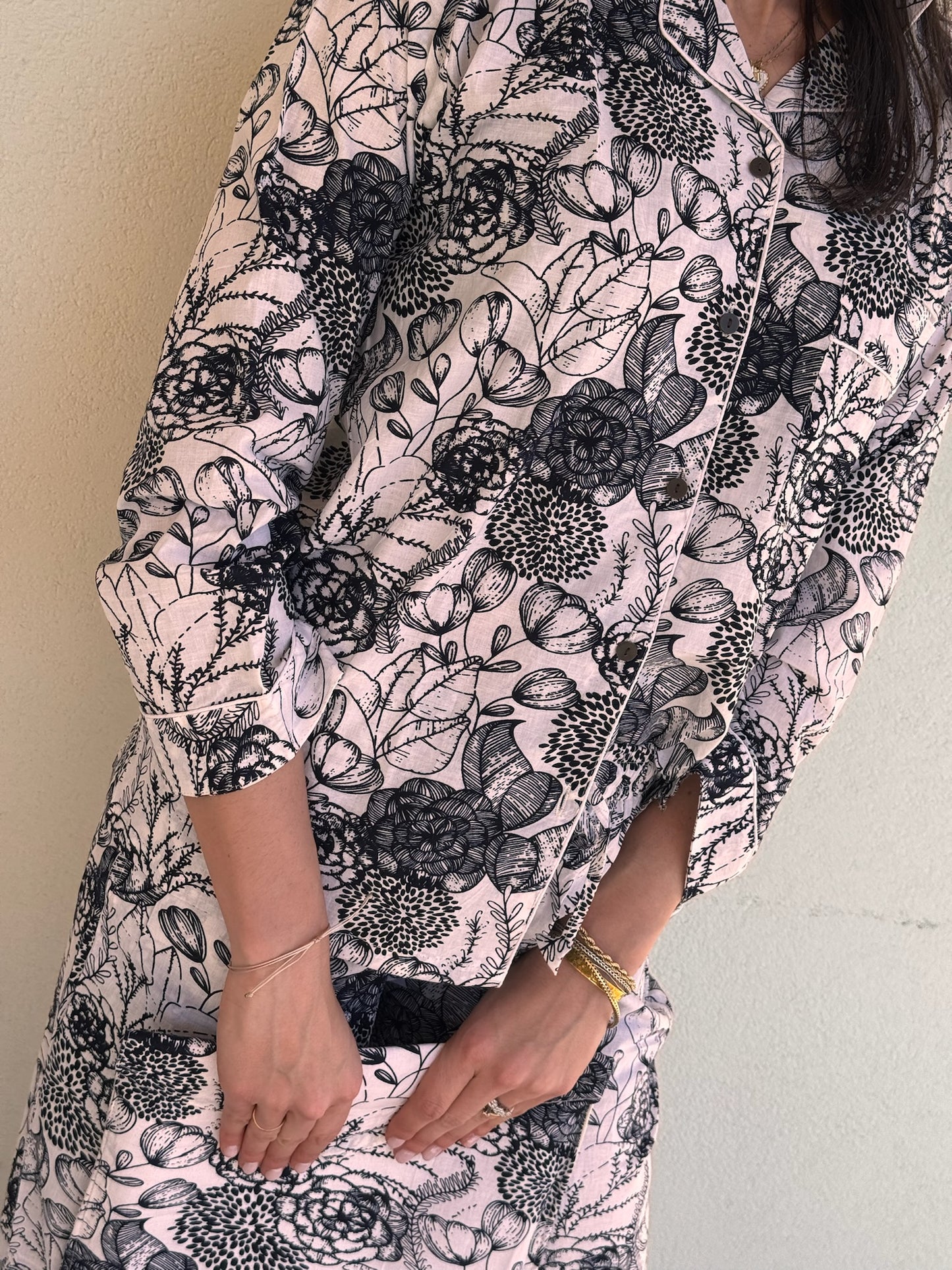 Langer Pyjama aus 100 % reiner Bio-Baumwolle mit Blumenmuster, hergestellt in Jaipur