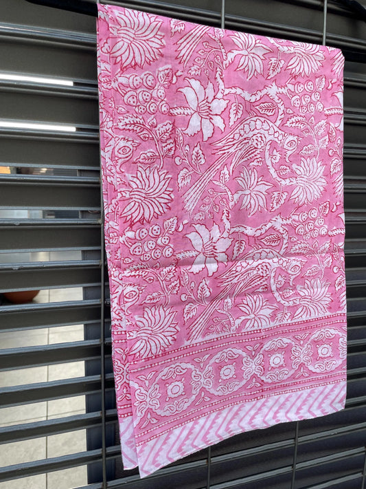 Pareo in mussola di cotone, tessuto stampato a mano. Fantasia floreale A15