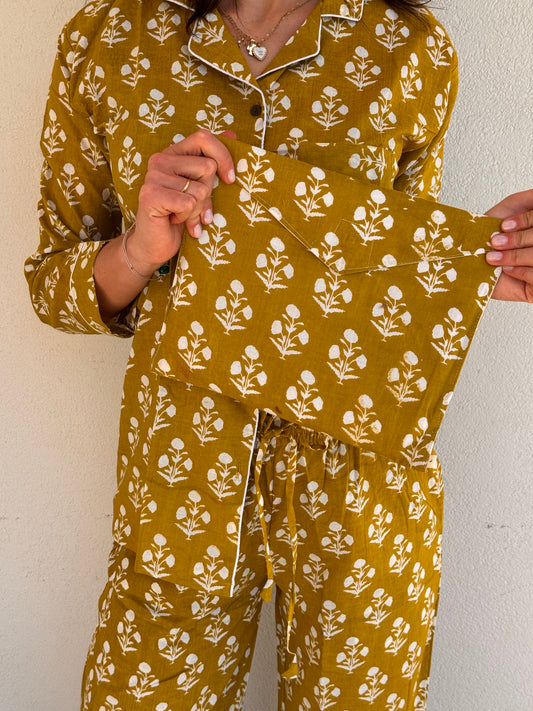 Pigiama lungo 100% puro cotone organico a fiori senape, made in Jaipur