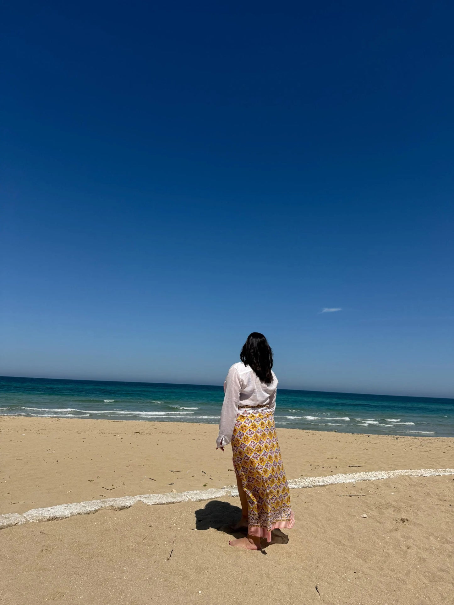 Pareo in mussola di cotone, tessuto stampato a mano. Fantasia floreale.A2