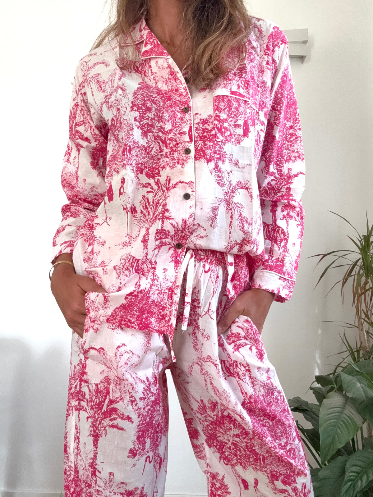 Pigiama lungo 100% puro cotone organico, fantasia savana fucsia