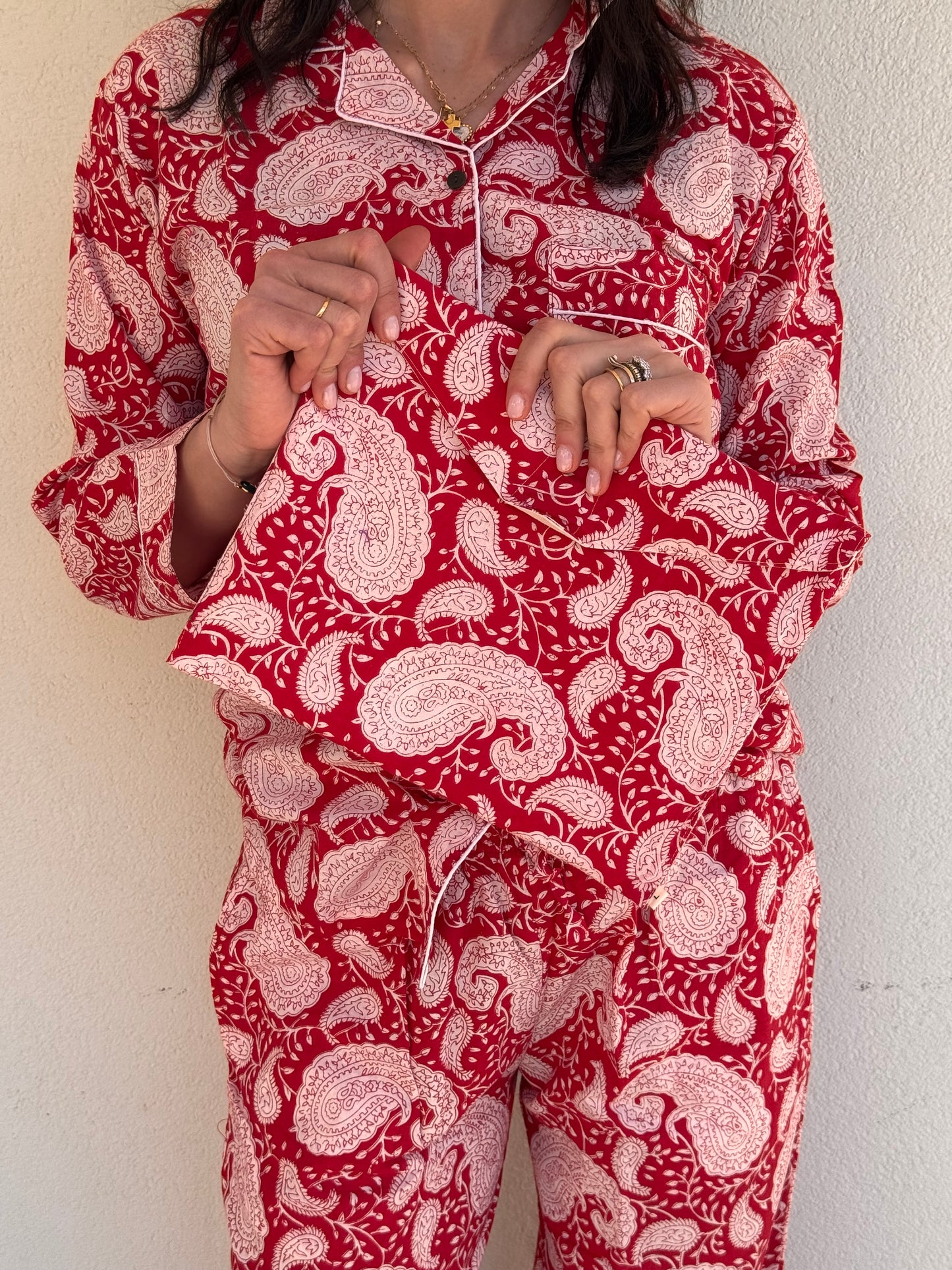 Langer Pyjama aus 100 % reiner Bio-Baumwolle mit Bandana-Muster, hergestellt in Jaipur