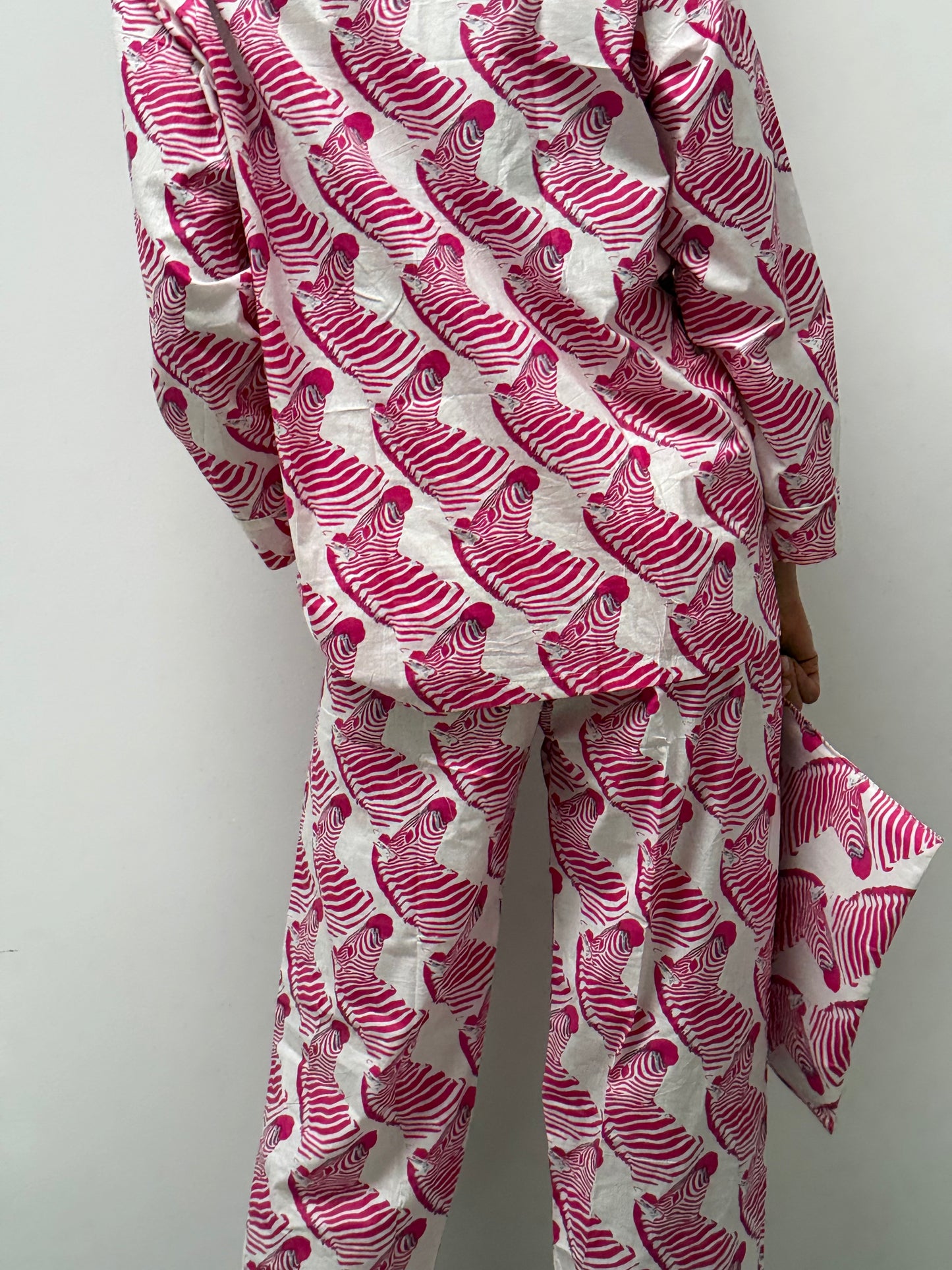 Nuova collezione - Pigiama lungo 100% puro cotone organico Zebre