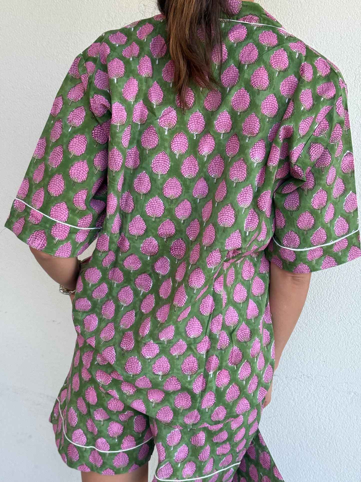 Pigiama corto 100% puro cotone organico more verde e rosa, made in Jaipur