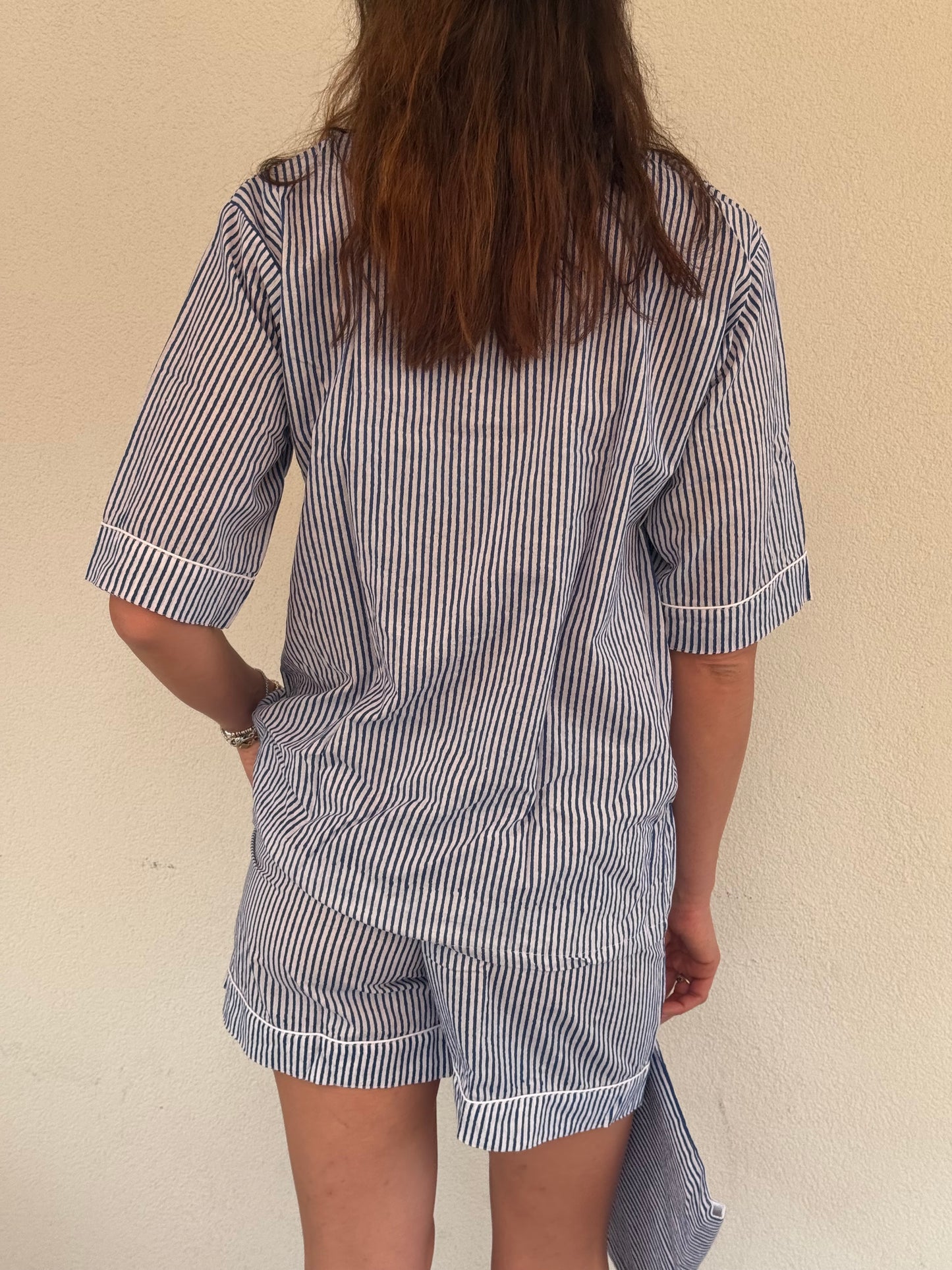 Pigiama corto 100% puro cotone organico righe blu e bianco, made in Jaipur