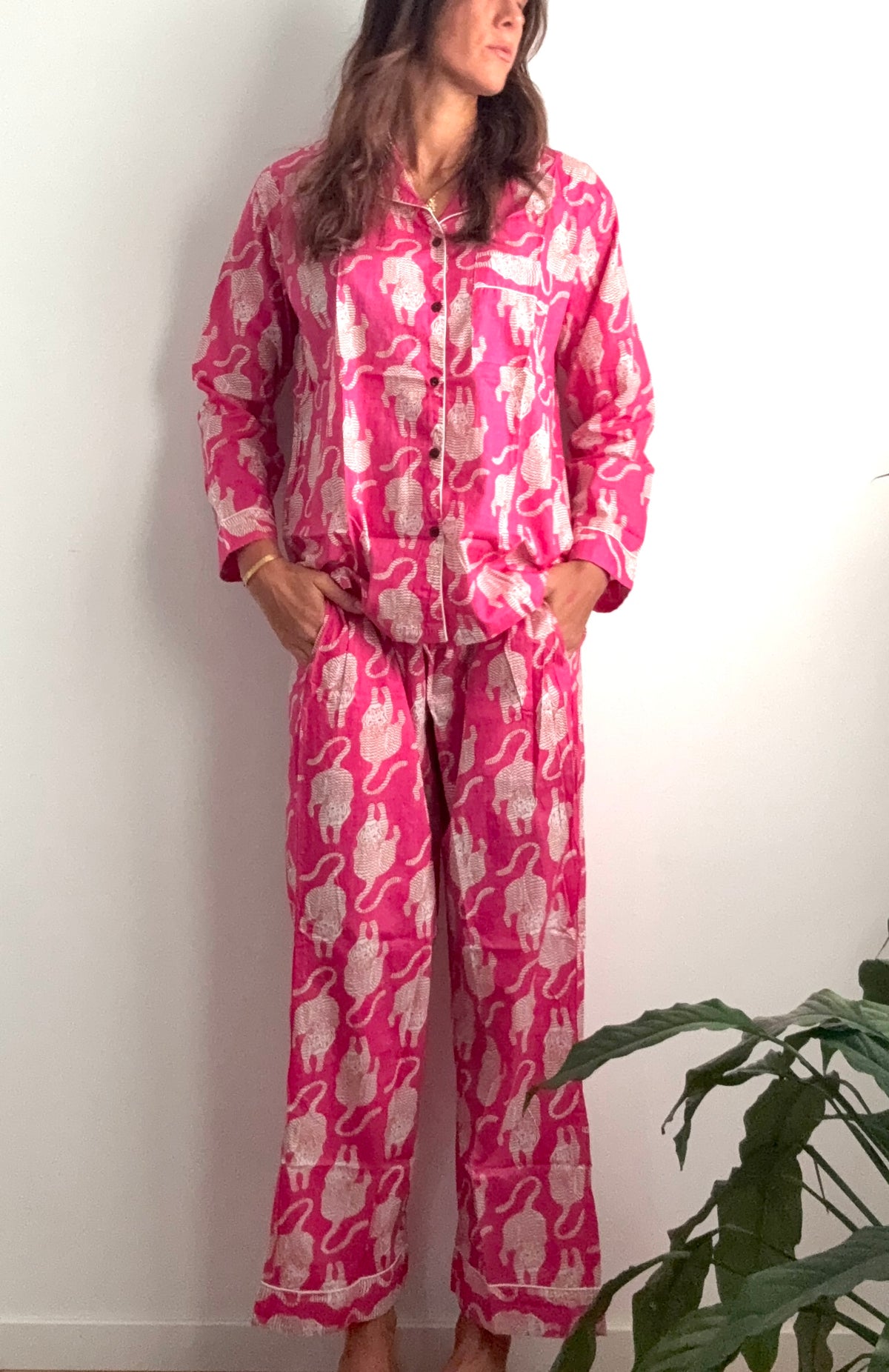 Langer Pyjama aus 100 % reiner Bio-Baumwolle mit Tiermuster, hergestellt in Jaipur