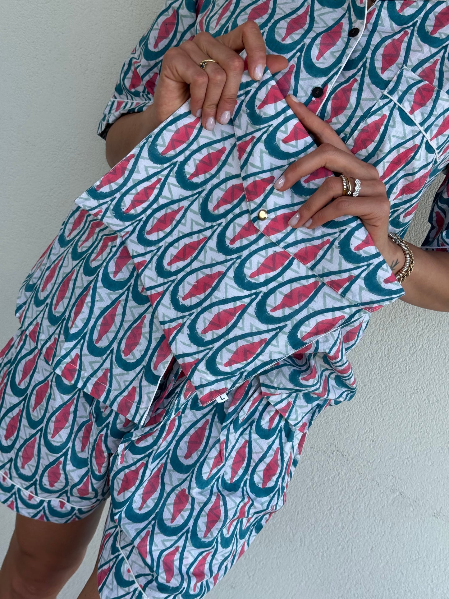 Pigiama corto 100% puro cotone organico gocce azzurro/rosa, made in Jaipur