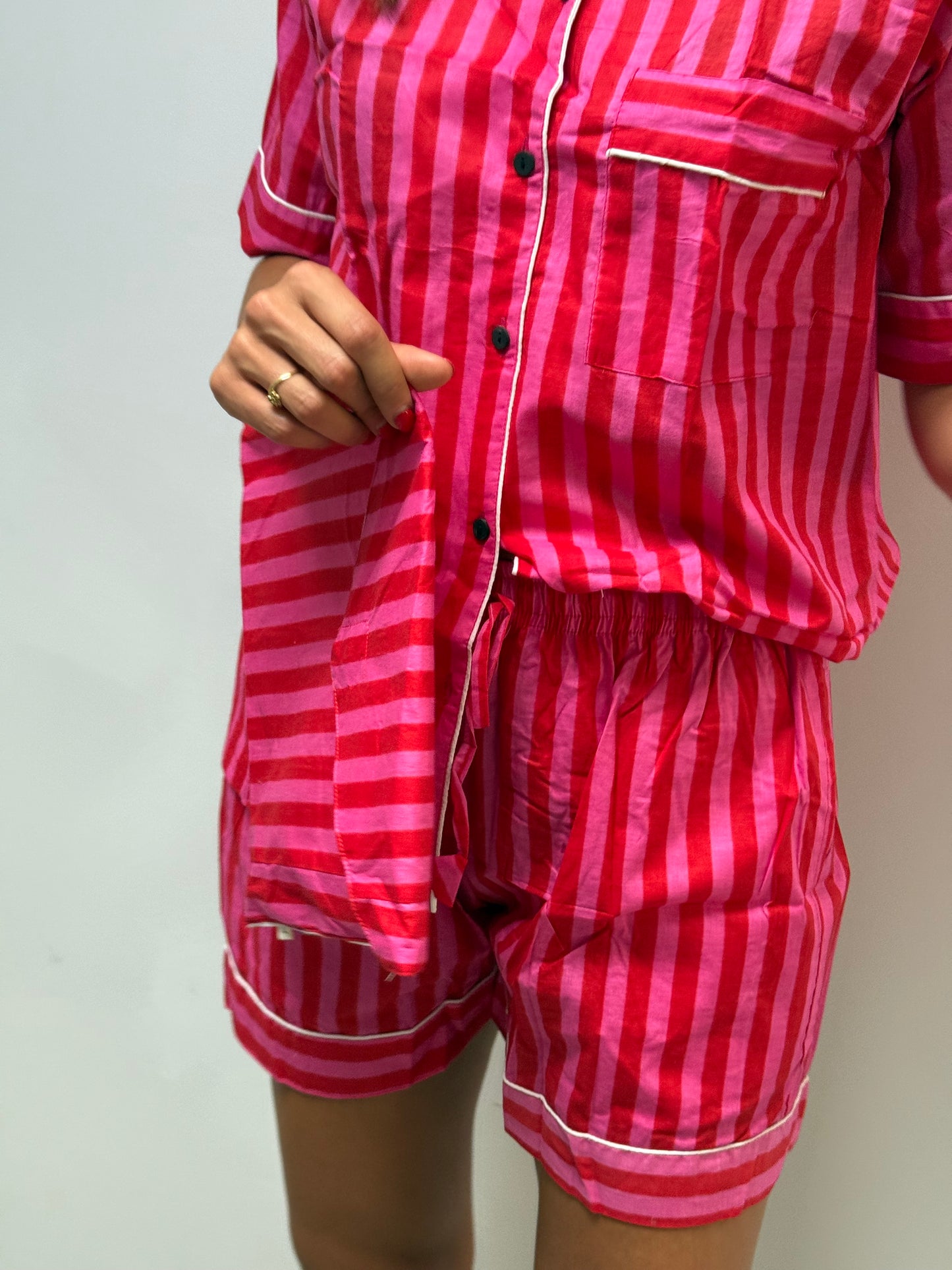 Pigiama corto 100% puro cotone organico a righe rosa, made in Jaipur
