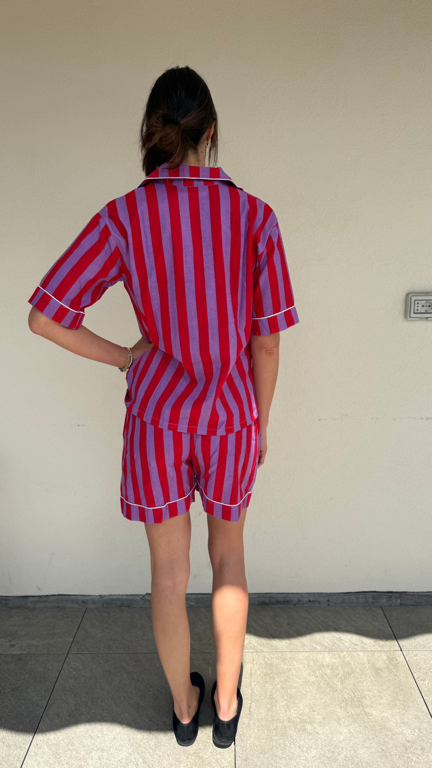 Pigiama corto 100% puro cotone organico righe viola e rosso,made in Jaipur