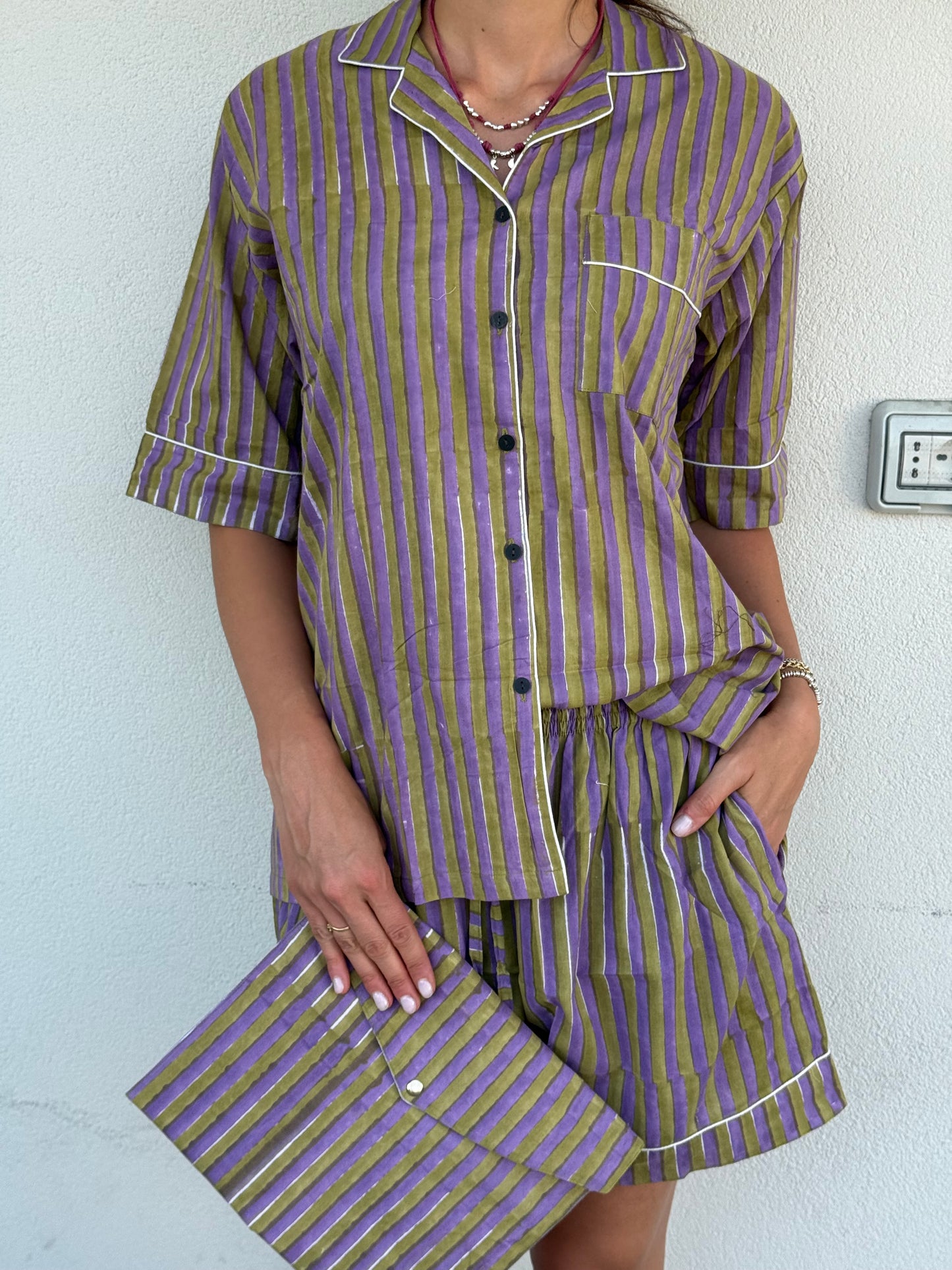 Pigiama corto 100% puro cotone organico a righe verde viola, made in Jaipur