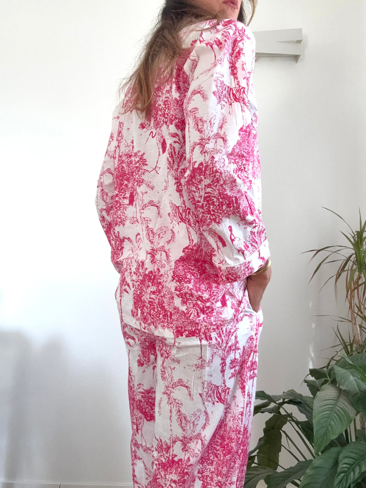 Pigiama lungo 100% puro cotone organico, fantasia savana fucsia