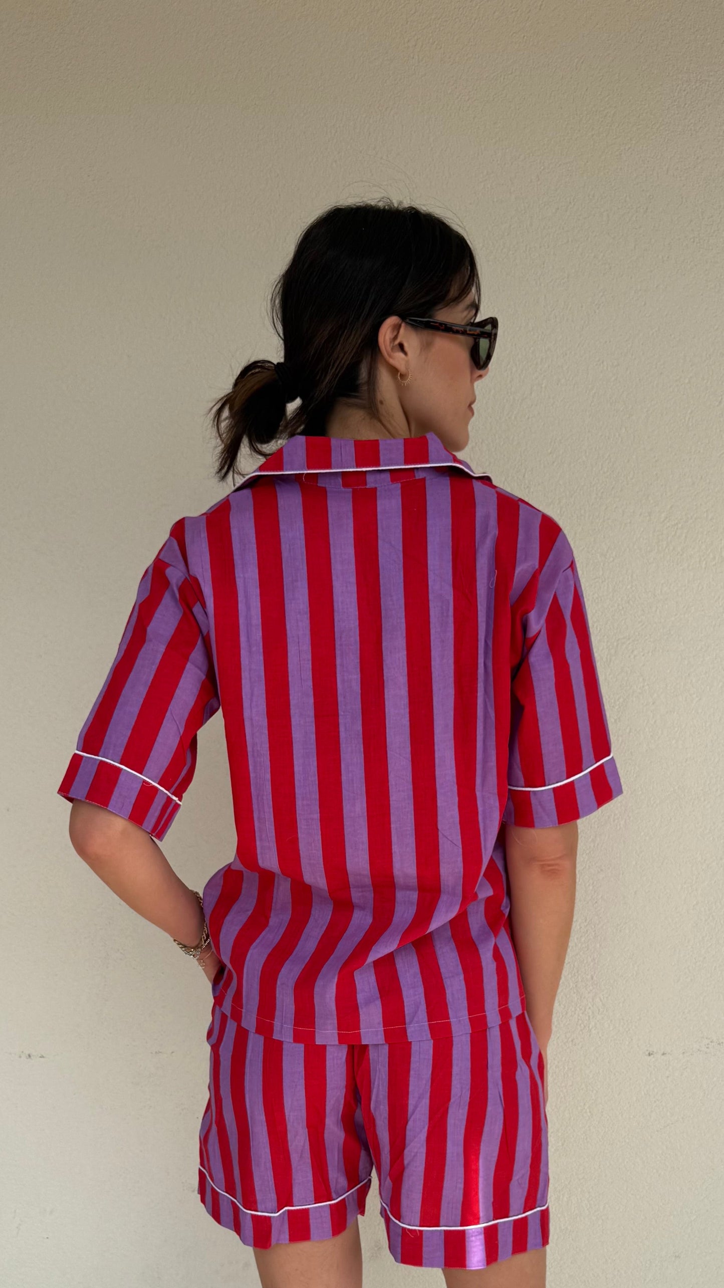 Pigiama corto 100% puro cotone organico righe viola e rosso,made in Jaipur