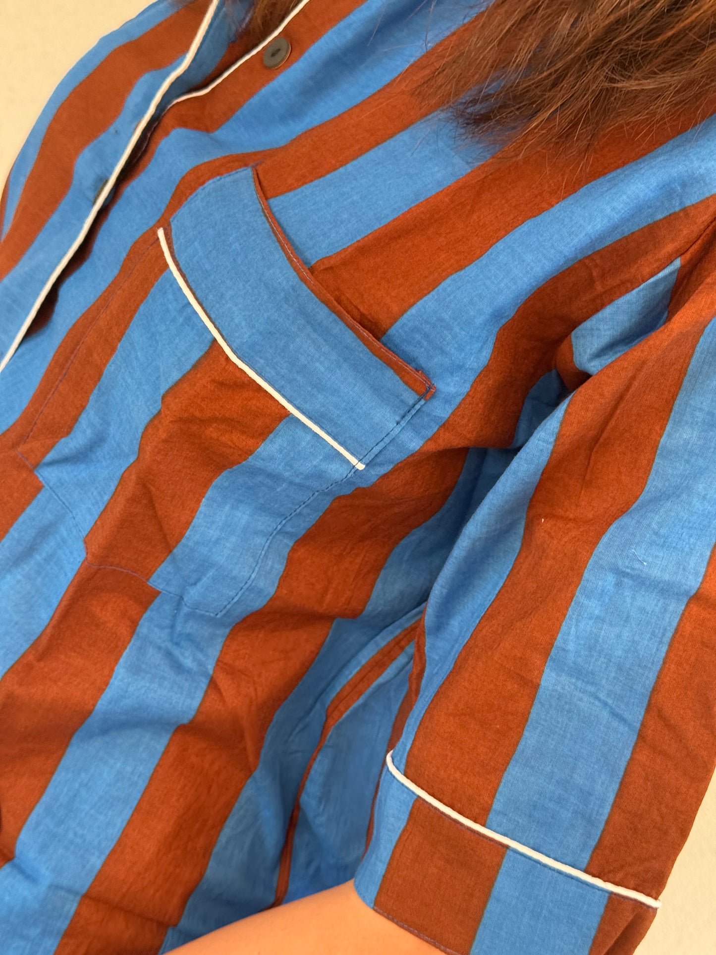 Pigiama corto 100% puro cotone organico righe blu e marrone, made in Jaipur