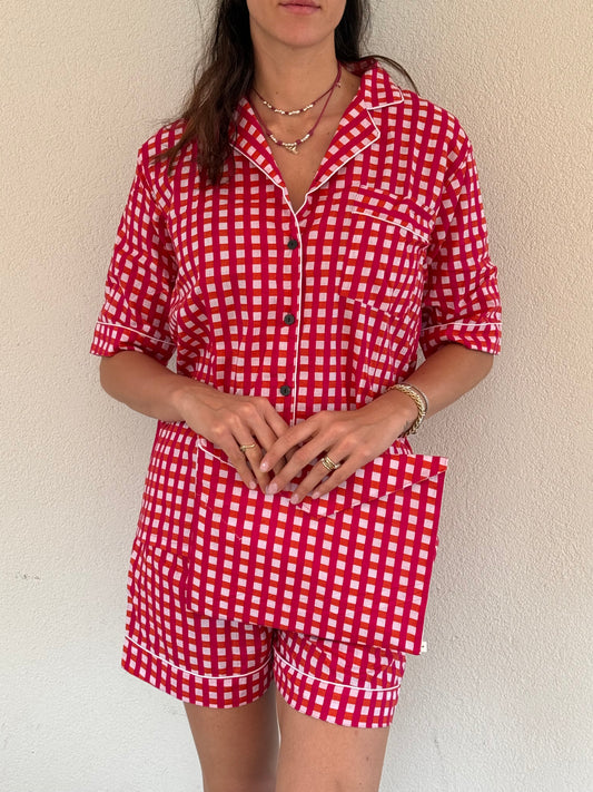 Kurzer Pyjama aus 100 % Bio-Baumwolle mit fuchsia-orangefarbenem Karomuster, hergestellt in Jaipur