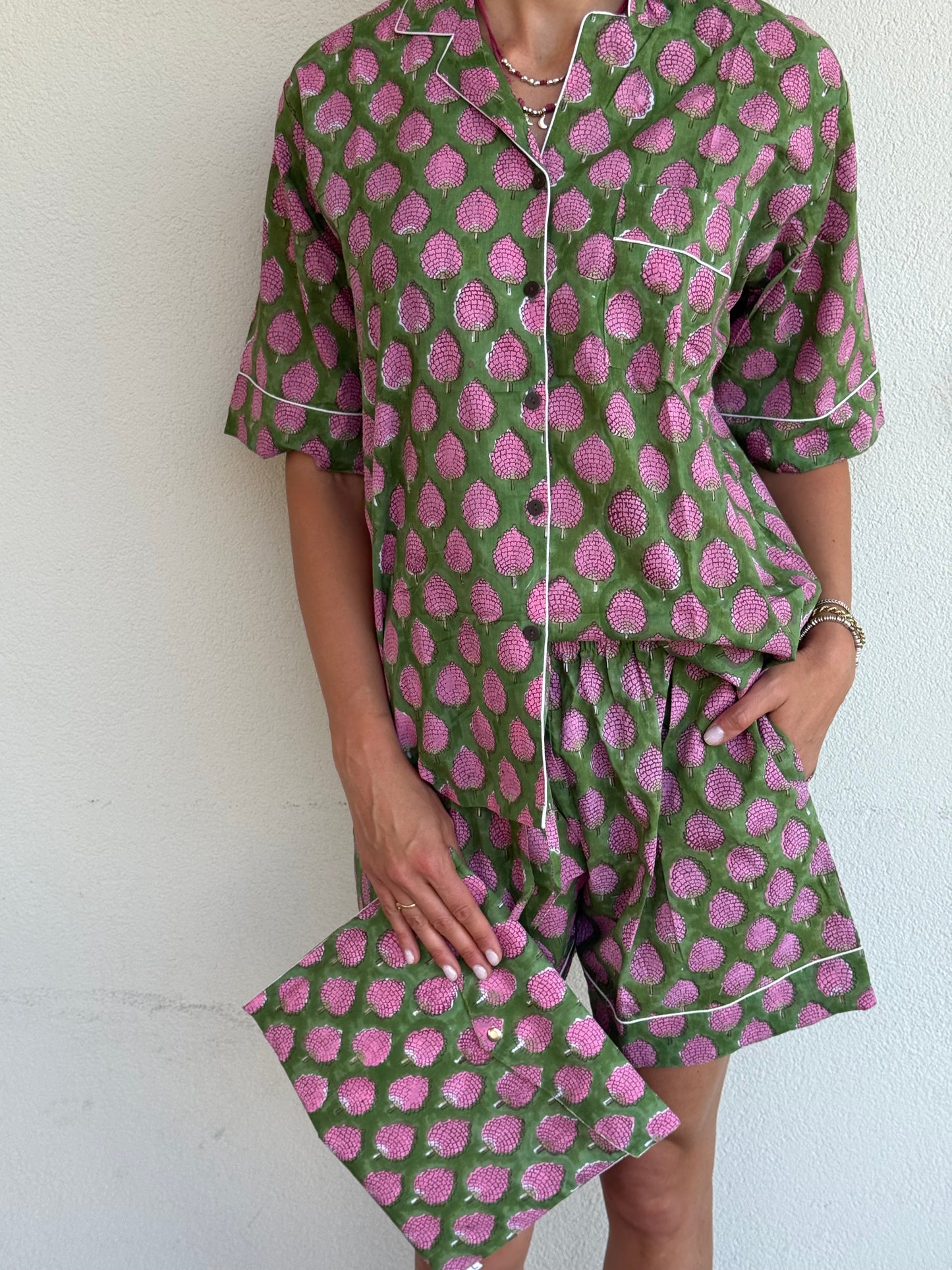 Pigiama corto 100% puro cotone organico more verde e rosa, made in Jaipur