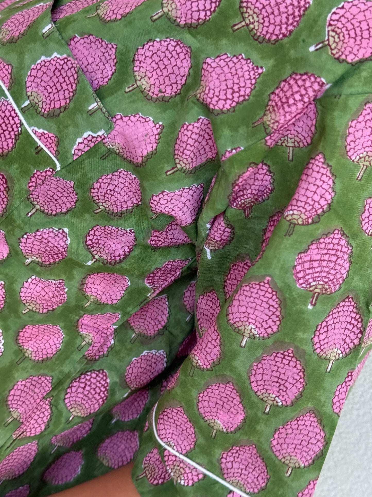 Pigiama corto 100% puro cotone organico more verde e rosa, made in Jaipur