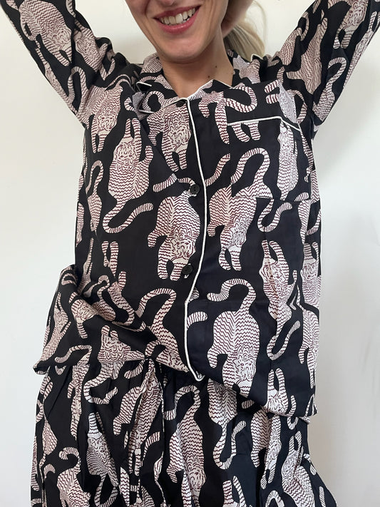 Pigiama lungo 100% puro cotone organico fantasia animalier, made in Jaipur