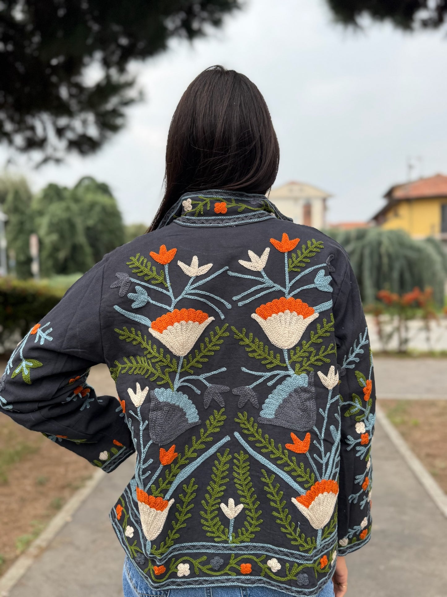 Giacca blu scuro stile boho ricamata a mano, made in Jaipur