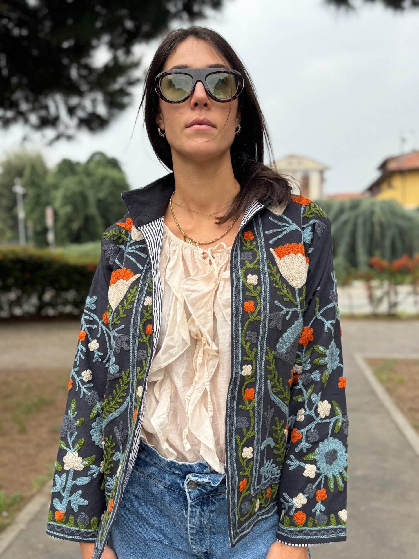 Giacca blu scuro stile boho ricamata a mano, made in Jaipur