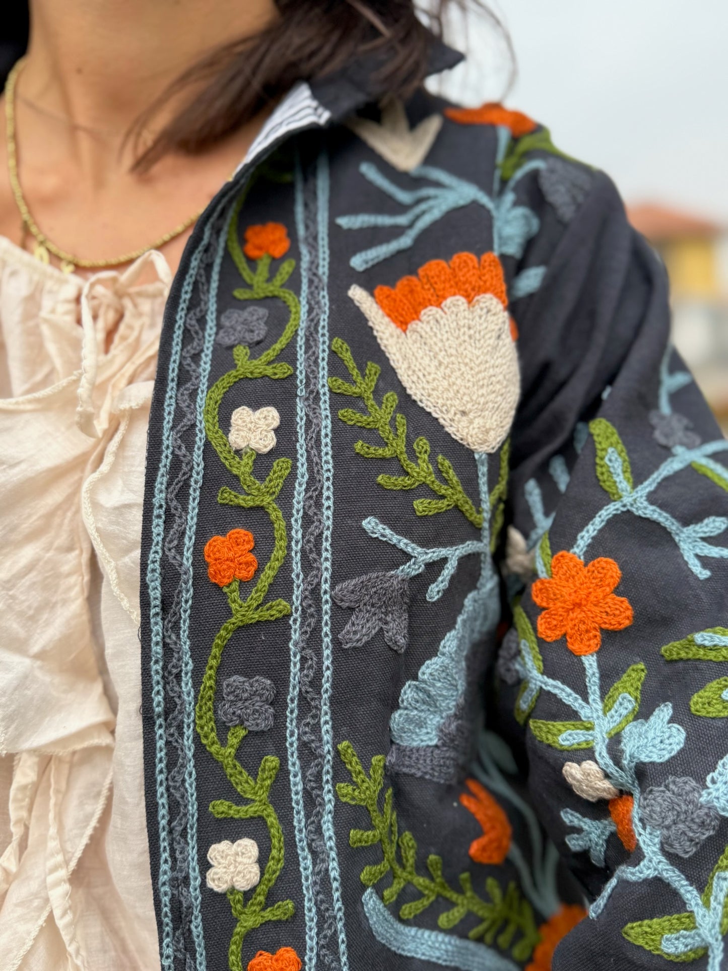 Giacca blu scuro stile boho ricamata a mano, made in Jaipur