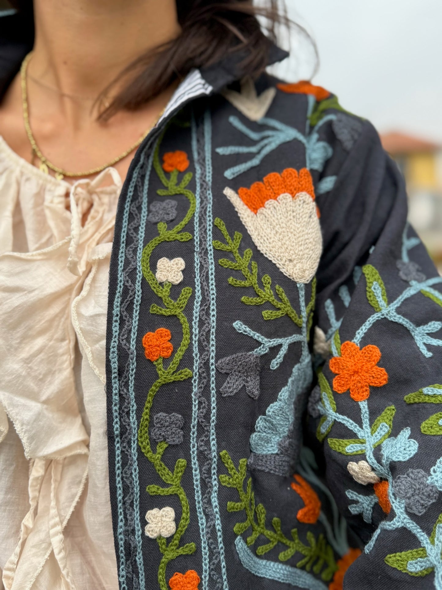 Giacca blu scuro stile boho ricamata a mano, made in Jaipur