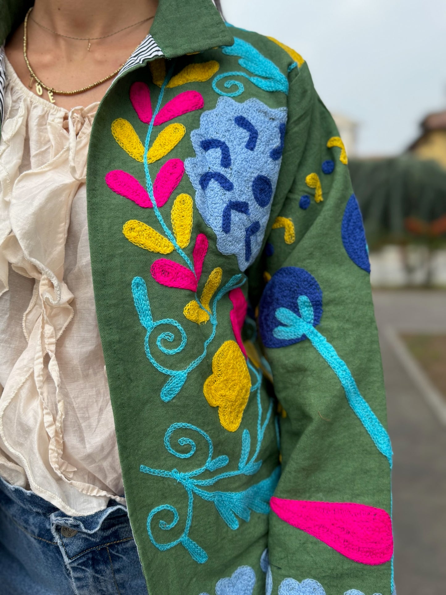 Giacca verde stile boho ricamata a mano, made in Jaipur