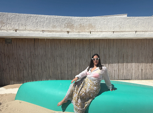 Pareo in mussola di cotone, tessuto stampato a mano. Fantasia floreale.A22