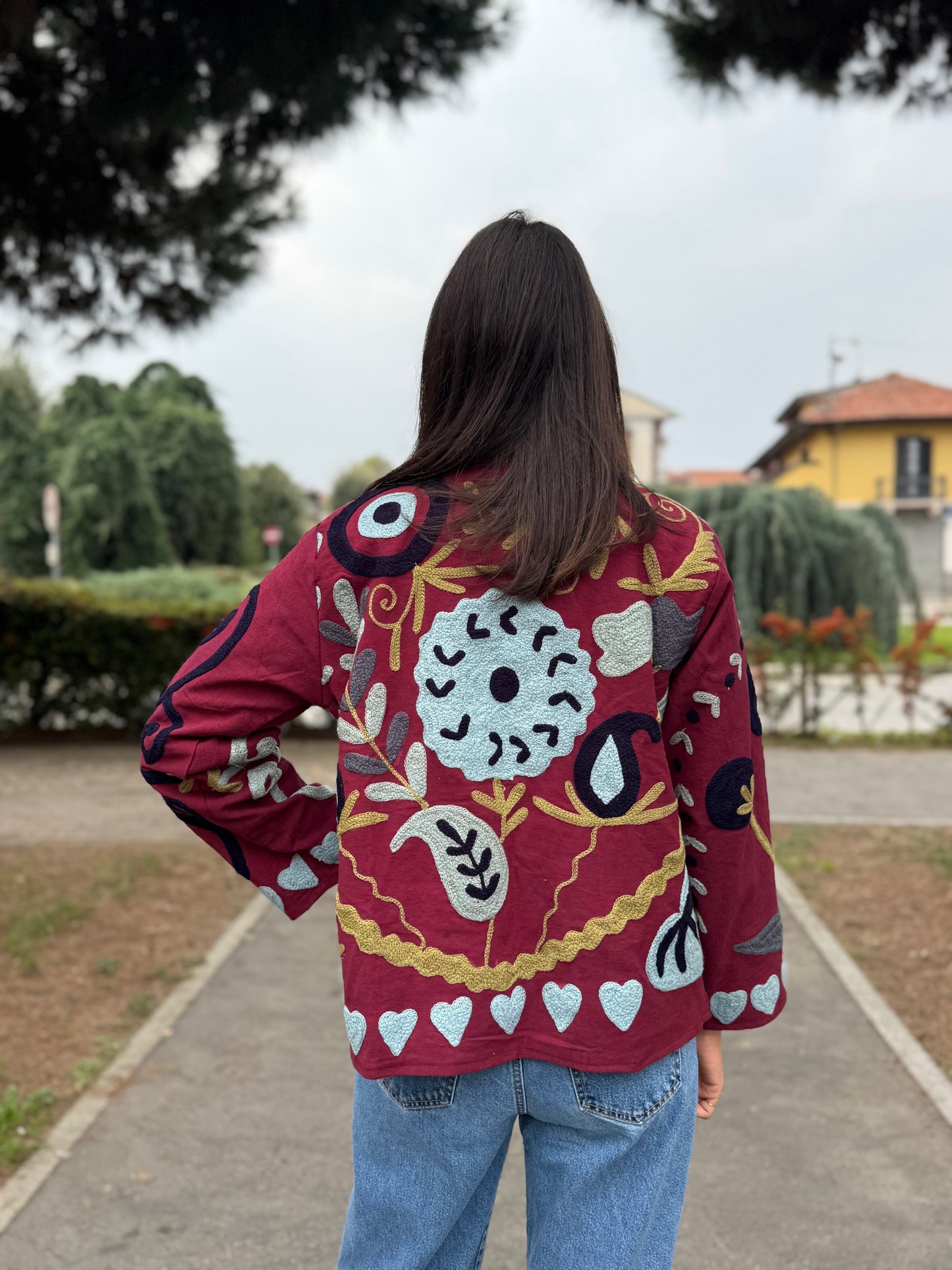 Giacca suzani ricamata a mano 